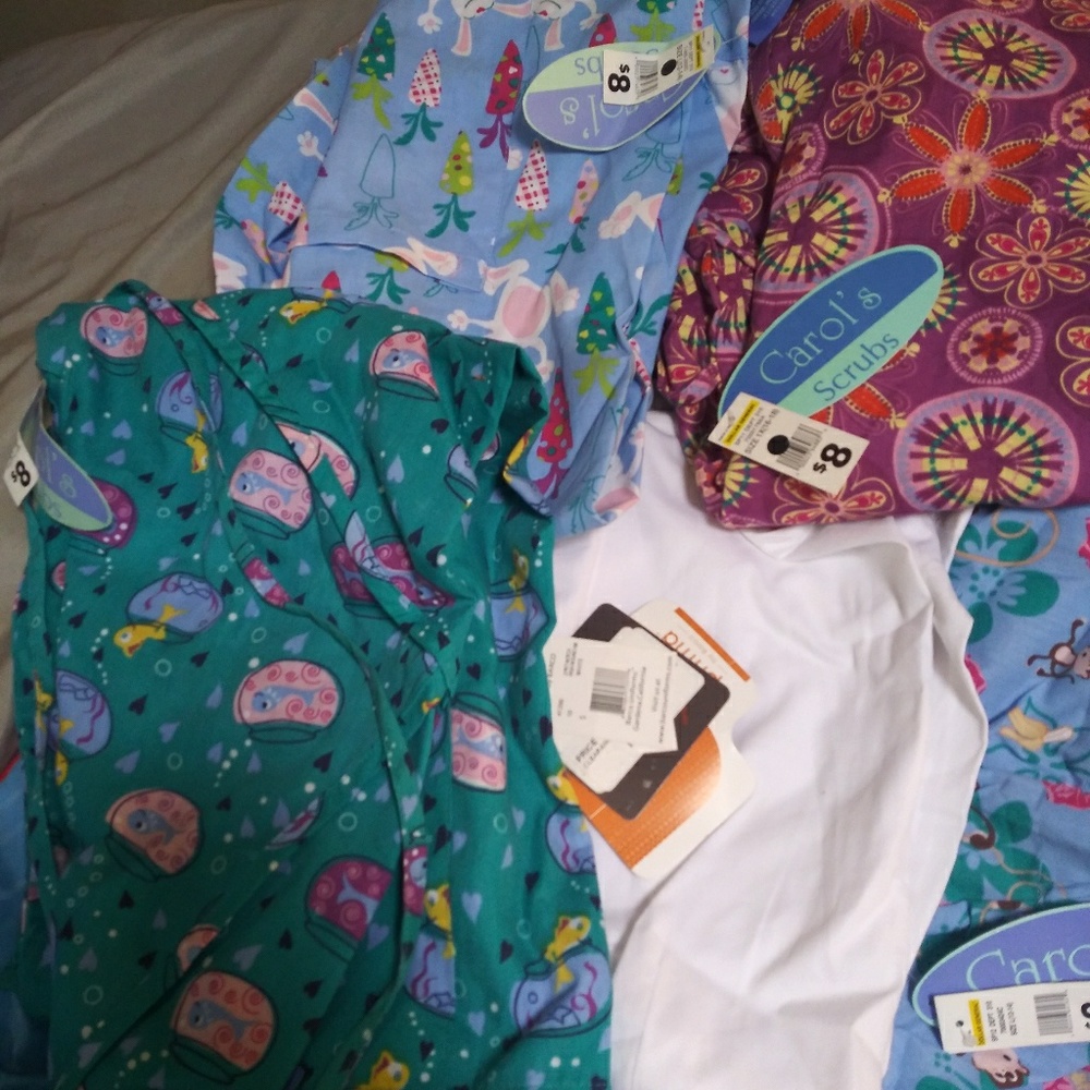 Womens scrubs shirts